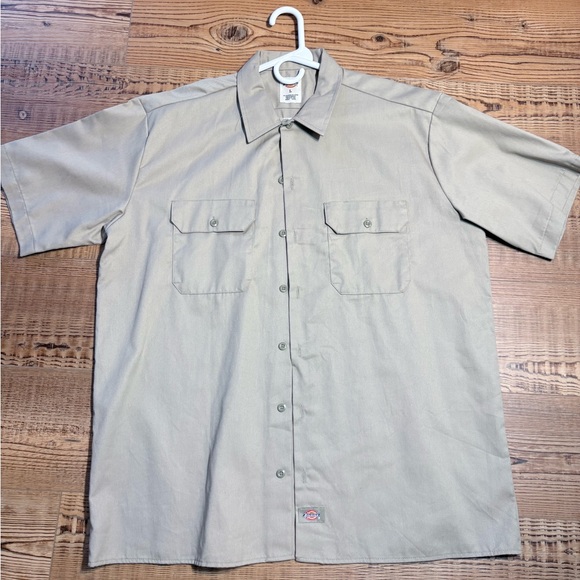 Dickies Other - Dickies Men's Khaki Short Sleeve Button Down Shirt